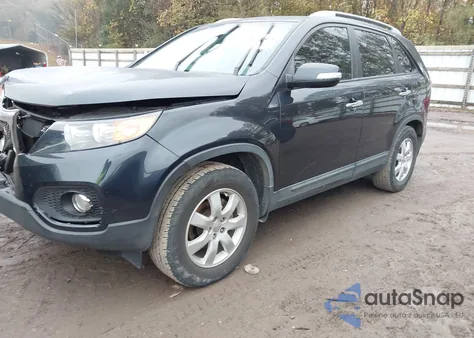 2013 Kia Sorento Lx z USA, uszkodzony, nr VIN 5XYKT3A64DG387902